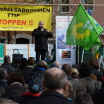 Herbert Eckstein auf dem Podium "Gegen TTIP!"