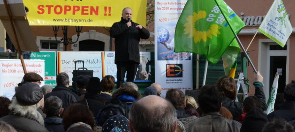 Herbert Eckstein auf dem Podium "Gegen TTIP!"
